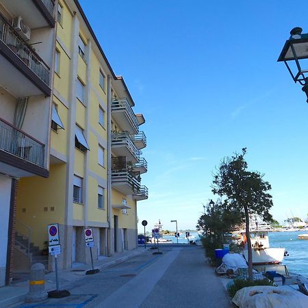 Fiore Di Mare - Delizioso Bilocale Con Posto Auto Vicino Al Porto Grado Kültér fotó